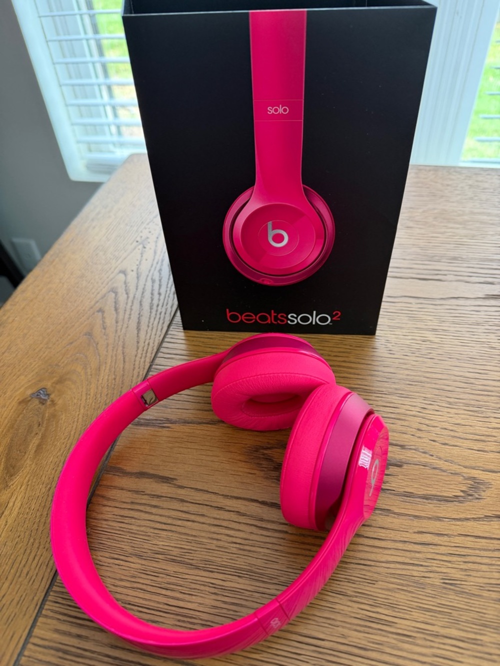 Beats Solo2 Headphones Brand New wired authentic